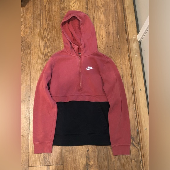 Kids Nike quarter zip. - Picture 1 of 1